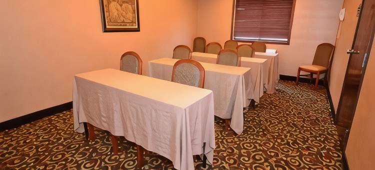 南山I-85舒适套房酒店(Comfort Inn & Suites South Hill I-85)图片