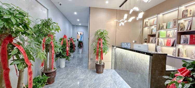 云境·半岛酒店(西安东仪路地铁站欧亚学院店)图片