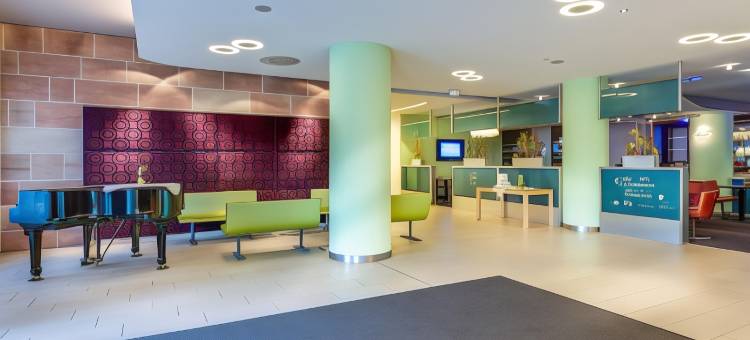 纽伦堡市沃德赛诺维娜酒店(Novina Hotel Woehrdersee Nuernberg City)图片