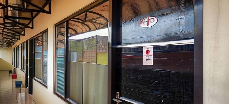 靠近马里奥波罗达努雷詹红多兹酒店(RedDoorz Near Danurejan Malioboro)图片