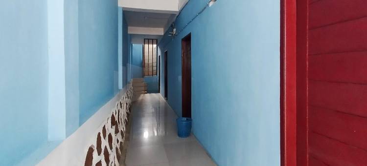 As Resto,Café & Hotel Mitra RedDoorz图片