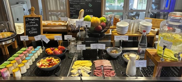 尚蒂伊康铂酒店(Campanile Chantilly)图片