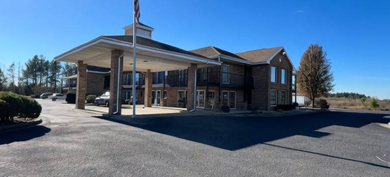 弗吉尼亚州布萊希 85 号州际公路 6 号汽车旅馆(Motel 6 Bracey, VA – I-85)图片