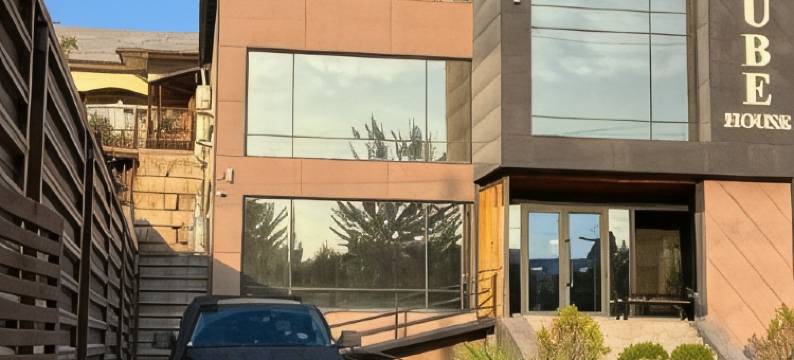 Cube House Osh图片