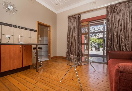 Saffron Guest House Hotel Overview