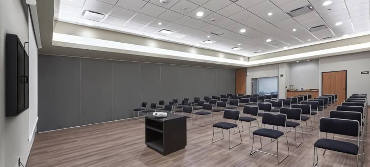 雷诺萨万豪城市快捷酒店酒店(City Express by Marriott Reynosa Aeropuerto)图片