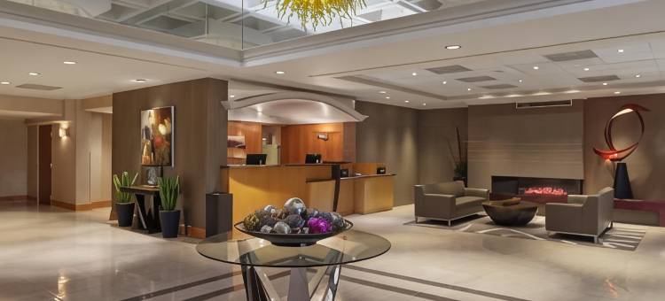 阿克伦费尔劳恩希尔顿逸林酒店(DoubleTree by Hilton Akron Fairlawn)图片