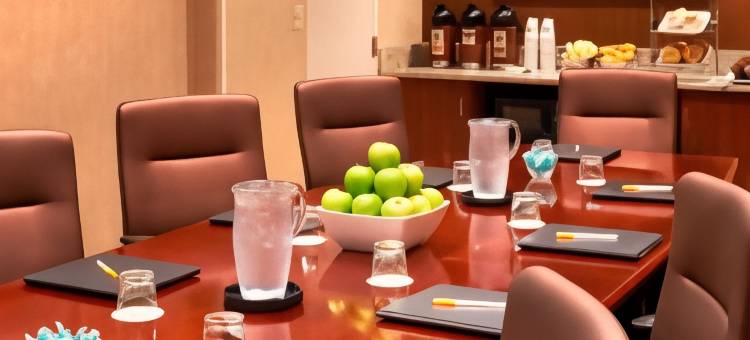 辛辛那提卡温顿万怡酒店(Courtyard Cincinnati Covington)图片