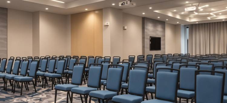 波士顿坎顿希尔顿花园酒店(Hilton Garden Inn Boston Canton)图片