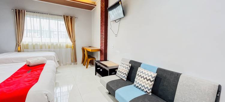 RedDoorz @ Hotel Dieng Berastagi图片