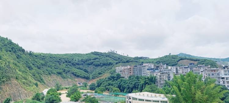 西林半岛酒店图片