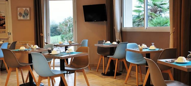 布里特舒适酒店阿祖尔绍莱北部(Brit Hotel Confort Azur Cholet Nord)图片