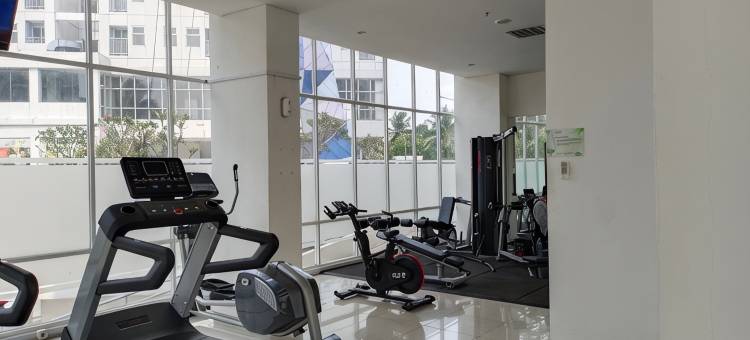 Studio Apartment Near Cisauk Station at Serpong Garden By Travelio图片