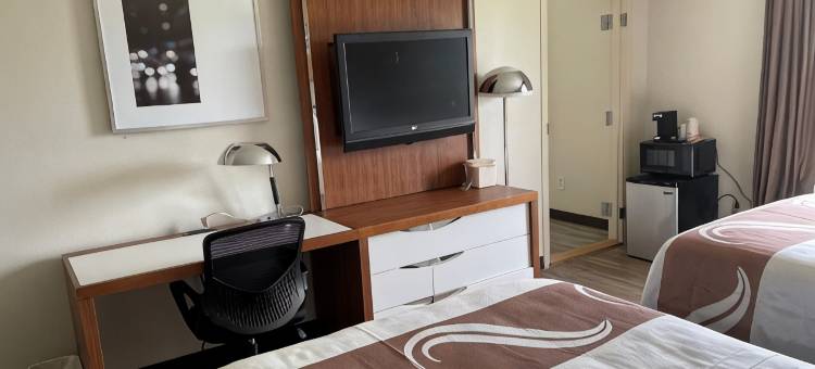 品质套房酒店-新哈特福德-尤蒂卡(Quality Inn & Suites New Hartford - Utica)图片