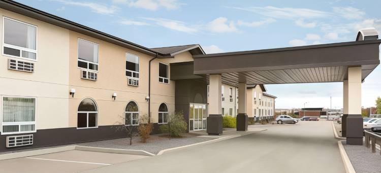 汤普森戴斯套房酒店(Days Inn & Suites by Wyndham Thompson)图片
