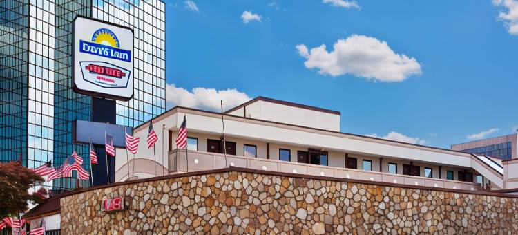 查塔努加市中心温德姆戴斯酒店旗下-博酒店(Hotel Bo, a Days Inn by Wyndham Chattanooga Downtown)图片