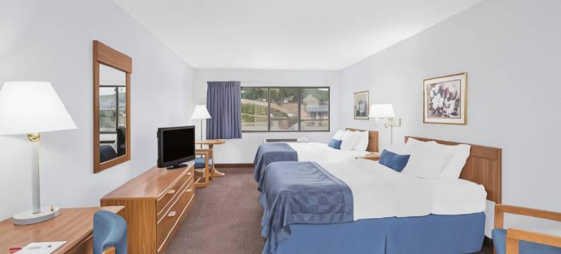 汉考克海滨华美达酒店(Ramada by Wyndham Hancock Waterfront)图片