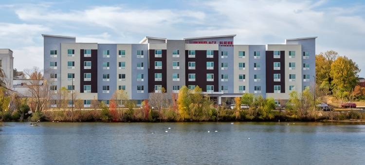 里士满高地唐普雷斯套房酒店(TownePlace Suites Richmond Colonial Heights)图片