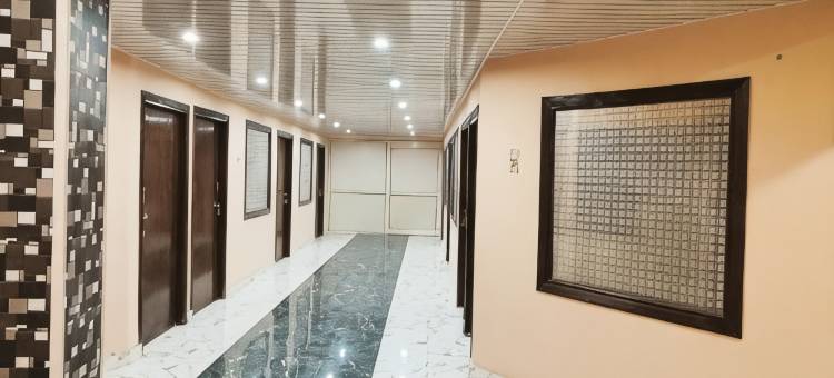 OYO 71043 Hotel Kingsman图片