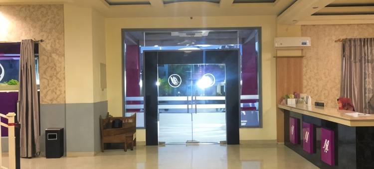 平朗MS酒店(MS Hotel Pinrang Mitra RedDoorz)图片