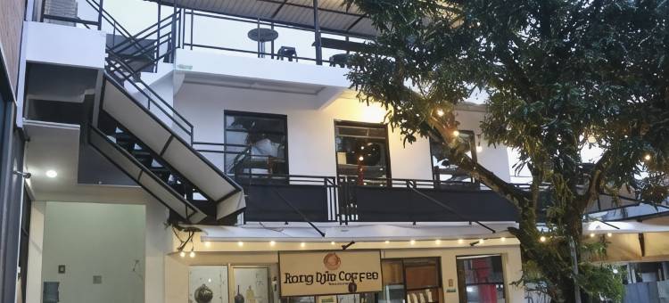 Bu Sepuh GuestHouse图片