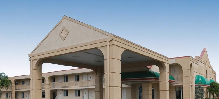 桑达斯基呗盟套房酒店(Baymont by Wyndham Sandusky)图片