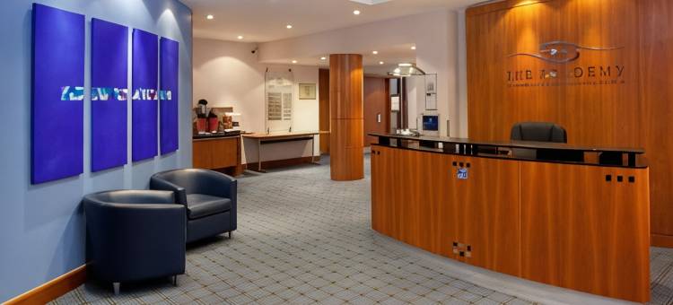 Holiday Inn 贝辛斯托克(Holiday Inn Basingstoke)图片