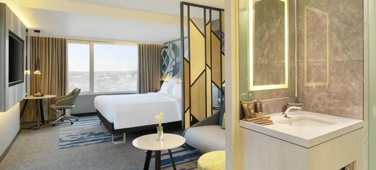 日惹市马里奥波罗诺富特全套房酒店(Novotel Suites Yogyakarta Malioboro)图片