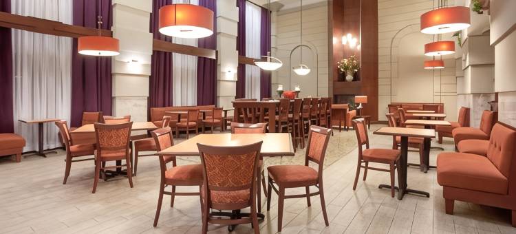 保龄格林希尔顿欢朋酒店(Hampton Inn Bowling Green)图片