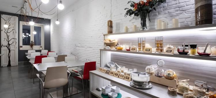 利尔塔德广场小皇宫酒店(Petit Palace Lealtad Plaza)图片