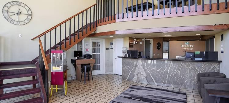 凤凰城西北-太阳城品质酒店及套房(Quality Inn & Suites Phoenix NW - Sun City)图片