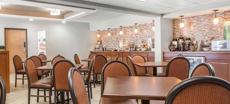 斯普林菲尔德品质酒店-US65&E战场路(Quality Inn US65 & E Battlefield Rd Springfield)图片