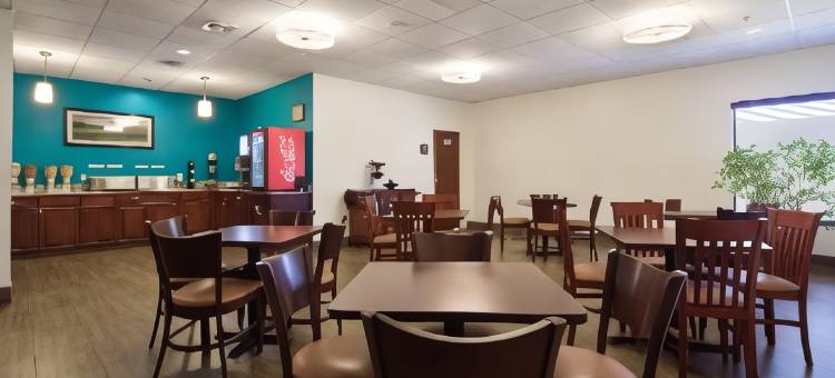 斯普林菲尔德机场贝斯特韦斯特优质酒店(Best Western Plus Springfield Airport Inn)图片
