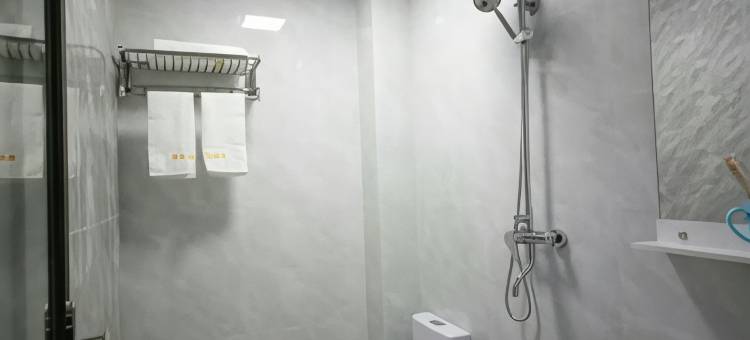 岳阳新居时尚酒店图片