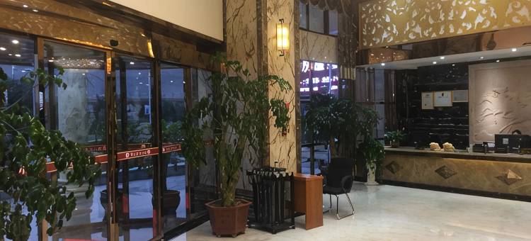 榕江卿卿酒店(村超足球场店)图片
