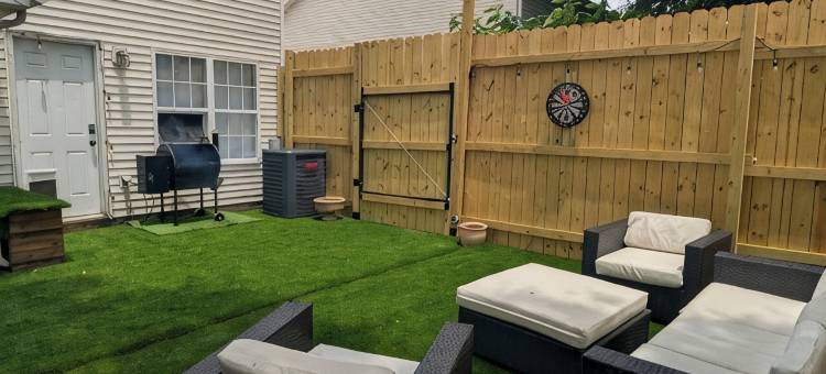 Renovated 3 bd 2.5 bath centrally located next to MTSU/Night life/Restaurants/DT图片