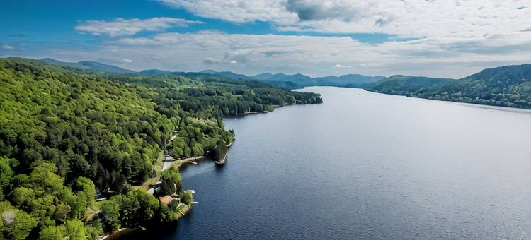 The Lake Home -  Cozy ADK family post & beam lakehouse图片
