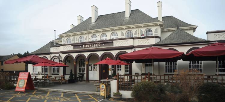 普瑞米尔推肯汉姆体育场酒店(Premier Inn London Twickenham Stadium)图片