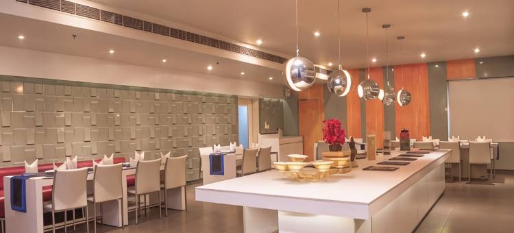 欧帕尔蓝普尔酒店(The Opal)图片