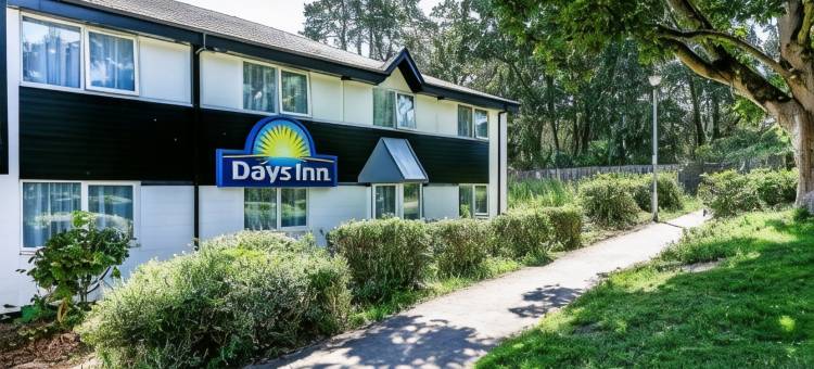 弗利特温德姆戴斯酒店(Days Inn by Wyndham Fleet M3)图片