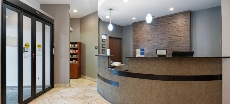 瓦尔帕莱索大学贝斯特韦斯特酒店(Best Western University Inn at Valparaiso)图片