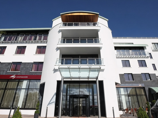 洛赫雷水疗酒店