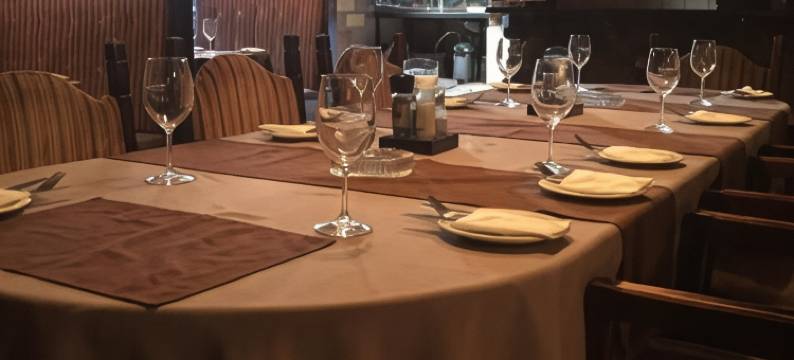 克拉韦尔酒店和马格斯餐厅(Klawer Hotel)图片