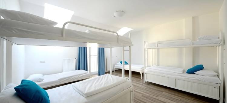 布拉格查理大桥安心居酒店(Safestay Prague Charles Bridge)图片