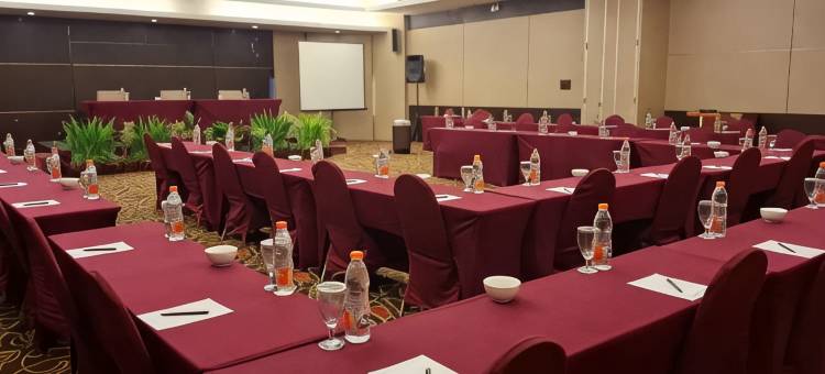 玛琅卡克拉大酒店(Grand Cakra Hotel Malang)图片