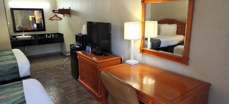 希尔顿黑德附近哈第维尔温德姆戴斯酒店(Days Inn by Wyndham Hardeeville Near Hilton Head)图片