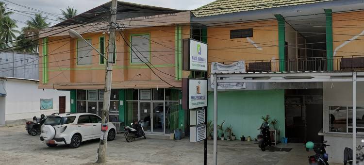 OYO 93411教法酒店托博朗(OYO 93411 Syariah Hotel Tomborang)图片