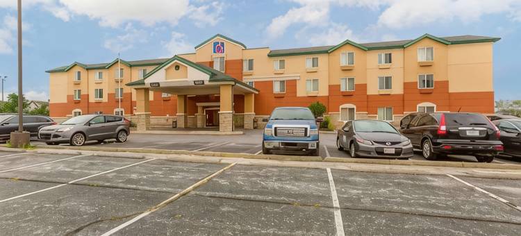 Motel 6 芬德利 蒂芬大道 俄亥俄州(Motel 6 Findlay Tiffin Avenue, OH)图片