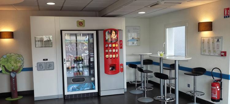 宜必思快捷蒙贝利亚尔酒店(Ibis Budget Montbéliard)图片