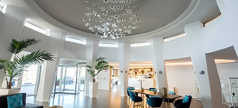 法拉吉奥尼大酒店(Grand Hotel Faraglioni)图片